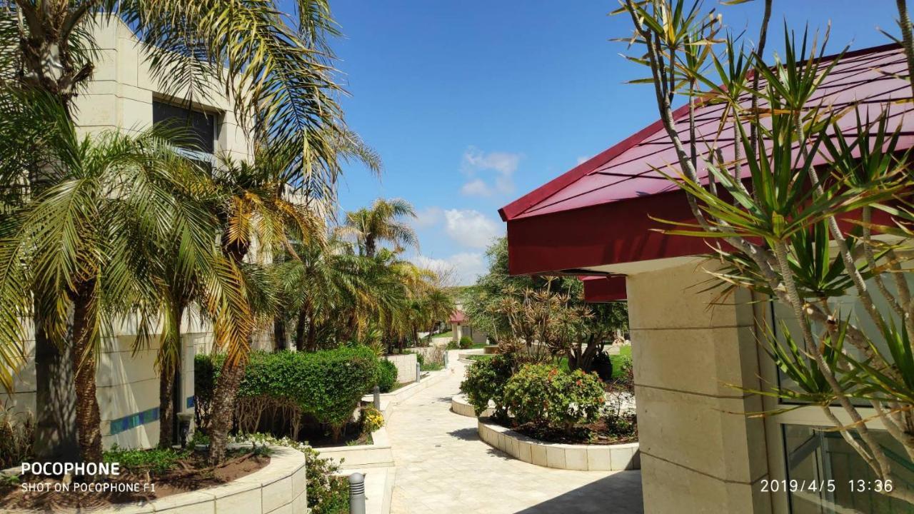 Israel Marina Village, Garden Vacation Apartment Herzliya Exterior foto