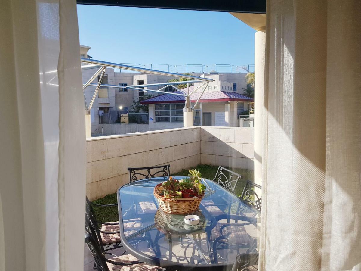 Israel Marina Village, Garden Vacation Apartment Herzliya Exterior foto